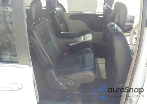 2015 Chrysler Town & Country Touring-L из США, поврежденный, VIN 2C4RC1CG4FR600984